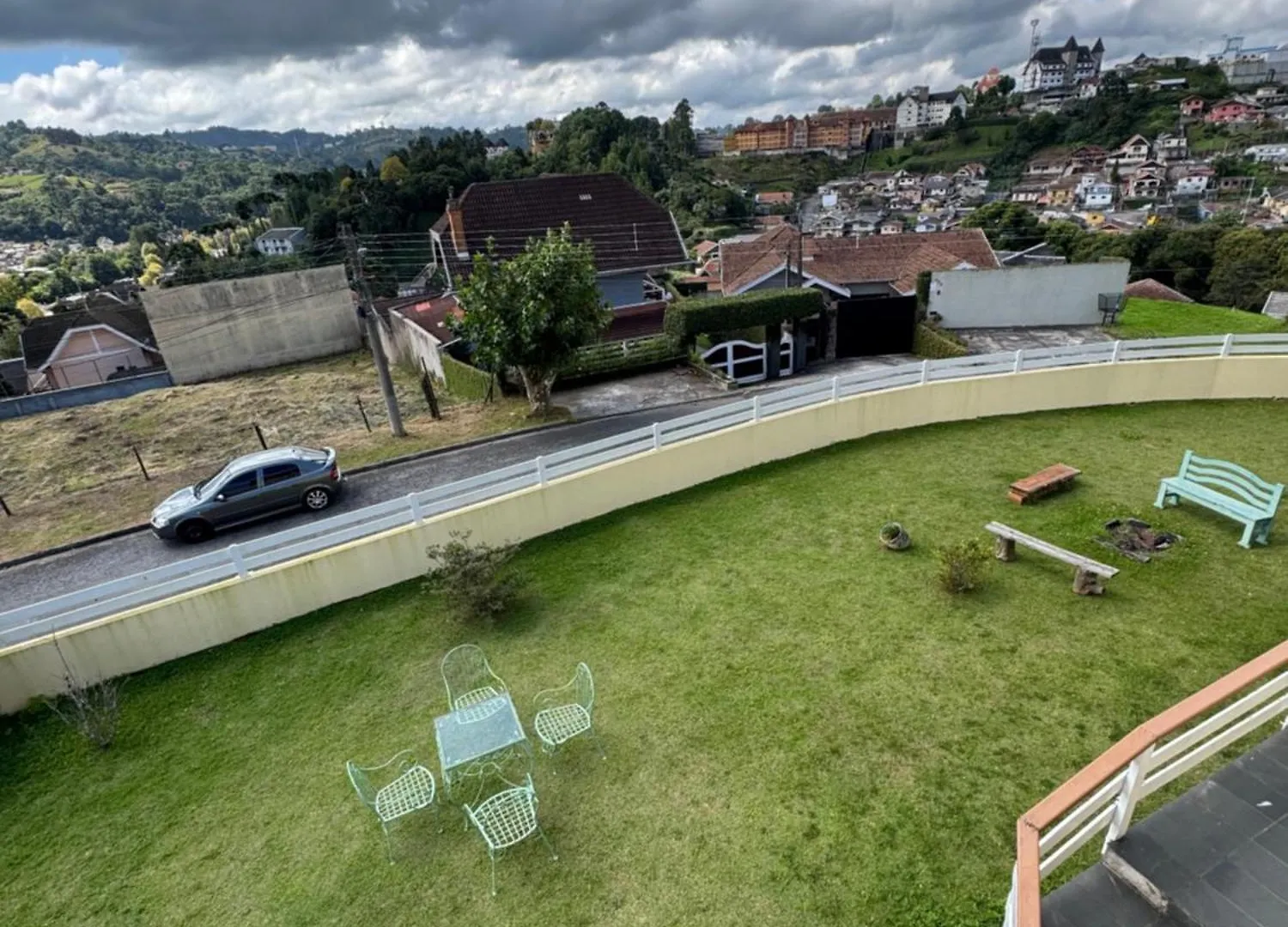 فندق مبيت وإفطار Campos do Jordão Vila Montefiori